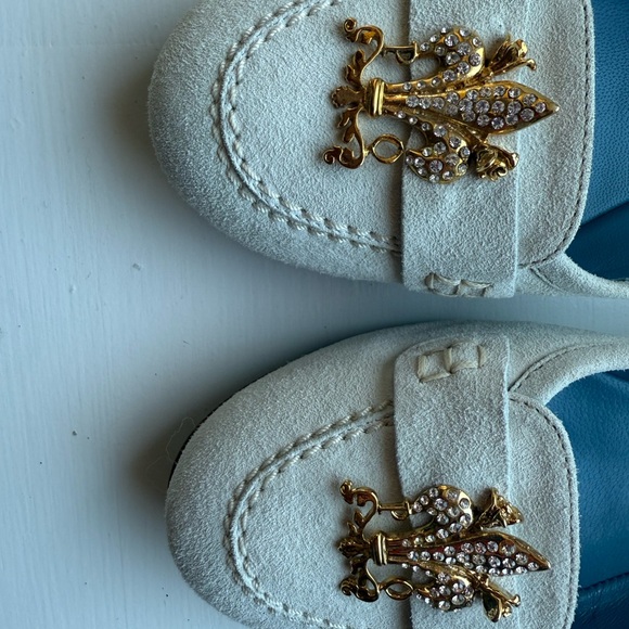 New Paula Quadretti White Suede Loafers with Gold Rhinestone Fleur-de-Lis accent - Picture 2 of 12